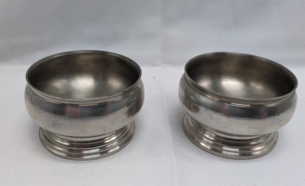 2 Stieff Pewter Bowls CW98-21 Williamsburg Restoration Style Vtg Heritage